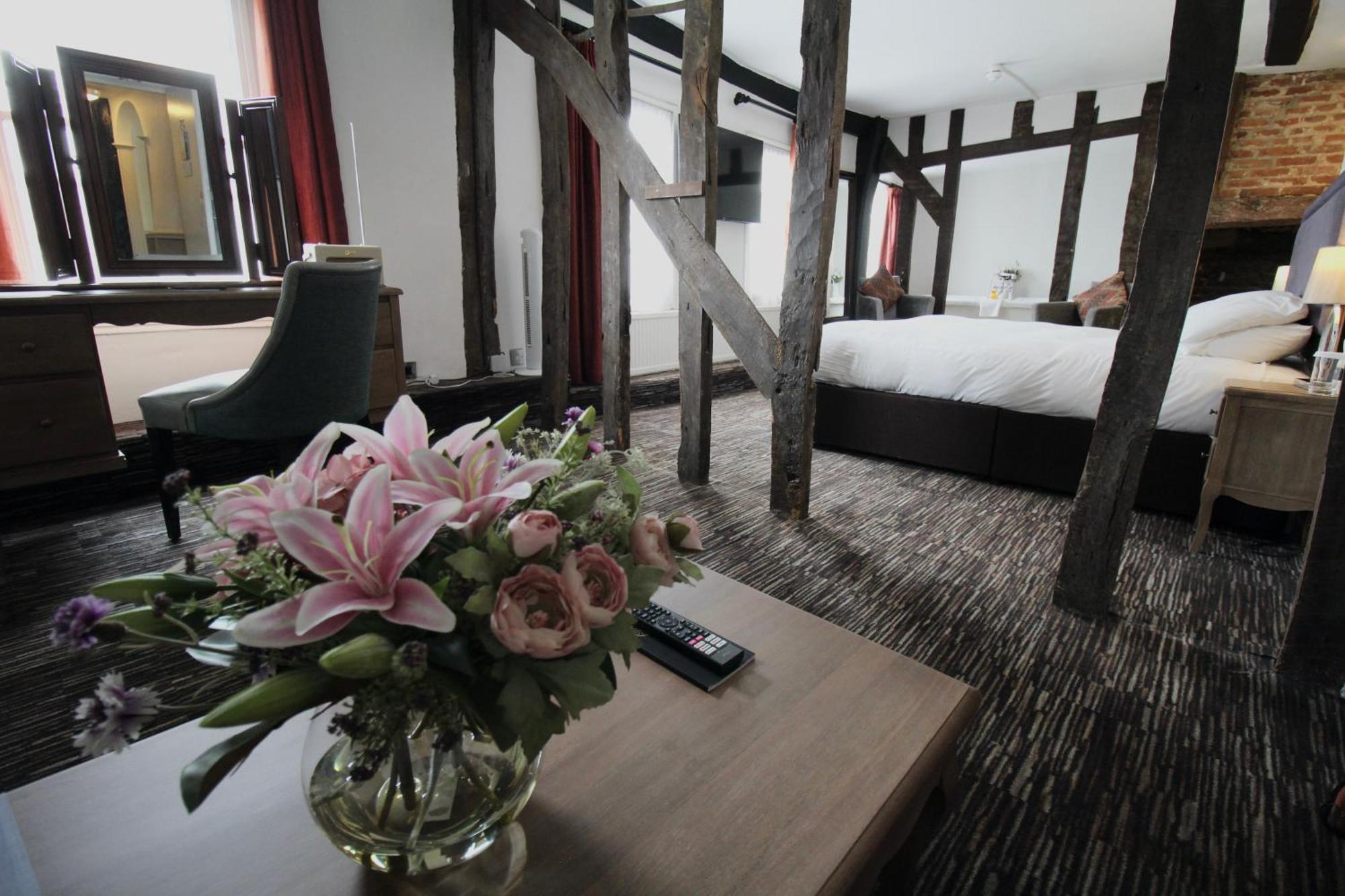 The Saracens Head Hotel Great Dunmow Εξωτερικό φωτογραφία