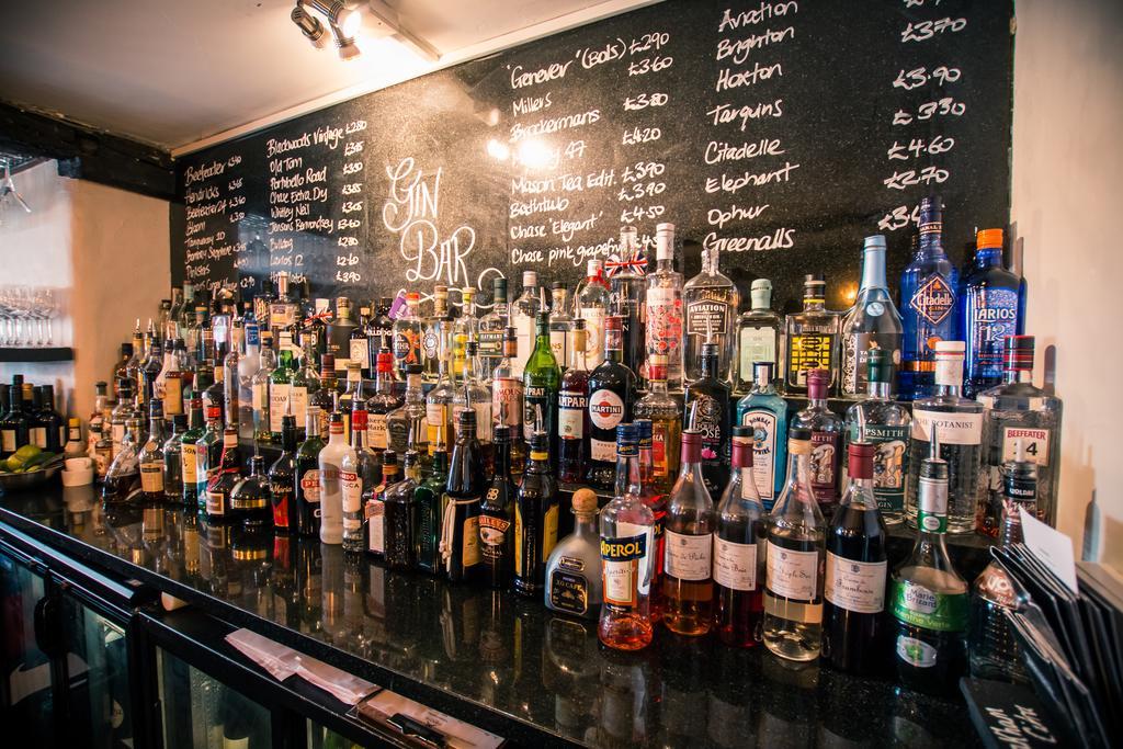 The Saracens Head Hotel Great Dunmow Εξωτερικό φωτογραφία