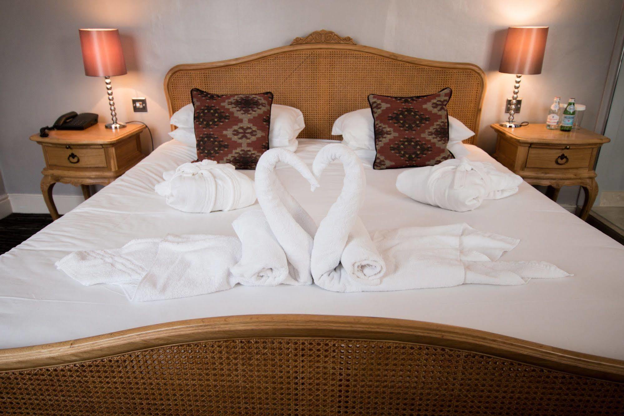 The Saracens Head Hotel Great Dunmow Εξωτερικό φωτογραφία